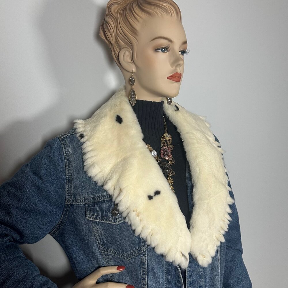 Rex Chinchilla fur Collar with Fringes - Picture 4 of 4